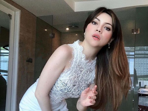 Satu Lagi Asisten Pribadi Hotman Paris, Cantiknya Seperti Barbie