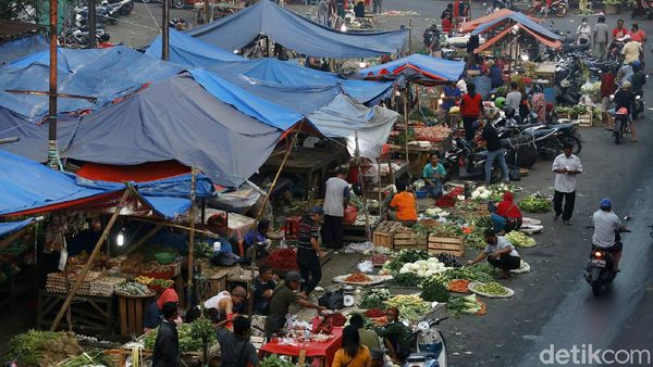 Potret Semrawutnya Pasar Cileungsi Bogor