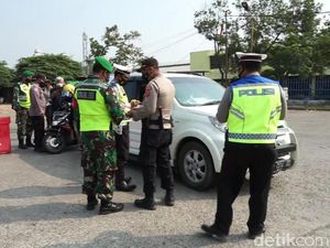Jelang Idul Adha, Puluhan Kendaraan Diputar Balik di Pantura Subang