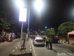 Polisi Putar Balik 207 Kendaraan yang Toron di Suramadu