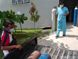 Peternak Koi di Blitar Sedekahkan Oksigen Bagi Pasien COVID-19