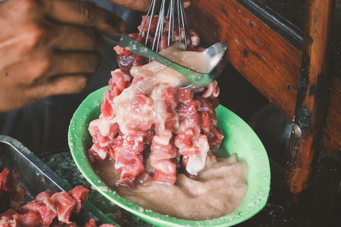 Ragam bumbu untuk sate kambing dan sapi 5 Ragam Bumbu Sate Sapi dan Kambing Sebelum Dibakar