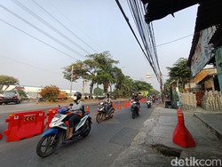 Lalin Lancar, Pemeriksaan STRP di Penyekatan Pesing Jakbar Jadi Pukul 10.00