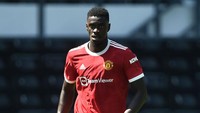 Axel Tuanzebe. Pemain bertahan 23 tahun ini sempat memperlihatkan potensi besar. Tapi untuk saat ini, sulit melihat dirinya akan jadi andalan Setan Merah. (Foto: Getty Images/Nathan Stirk)