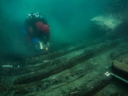 Bangkai Kapal Militer Ditemukan di Kota Kuno Mesir