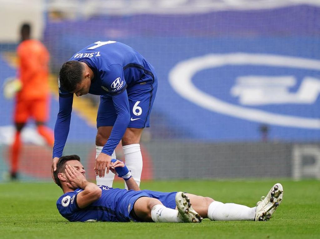 Chelsea Incar Ini Itu, Eh Belum Bereskan Kontrak Bek-beknya Chelsea Incar Ini Itu, Eh Belum Bereskan Kontrak Bek-beknya
