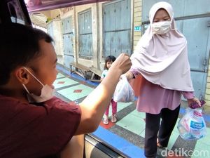 DKM Masjid Agung Ciamis Keliling Kota Bagikan Daging Kurban DKM Masjid Agung Ciamis Keliling Kota Bagikan Daging Kurban