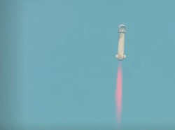 Keren! Orang Terkaya Dunia Berhasil Gapai Antariksa