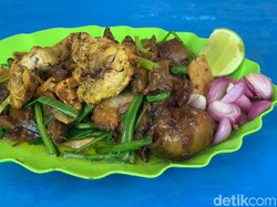 Krengsengan Kepala Kambing Pak Wi Legendaris, Ada Otak, Lidah, hingga Mata Kambing