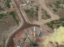 Jeff Bezos Sudah Lepas Landas ke Luar Angkasa