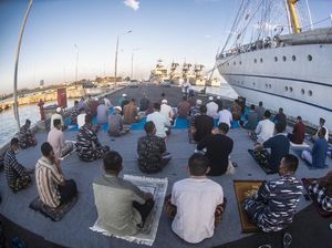 Potret Perayaan Idul Adha di KRI Bima Suci