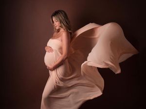 Curhat Model yang Mengaku Dicampakkan Pemain AS Roma Saat Sedang Hamil