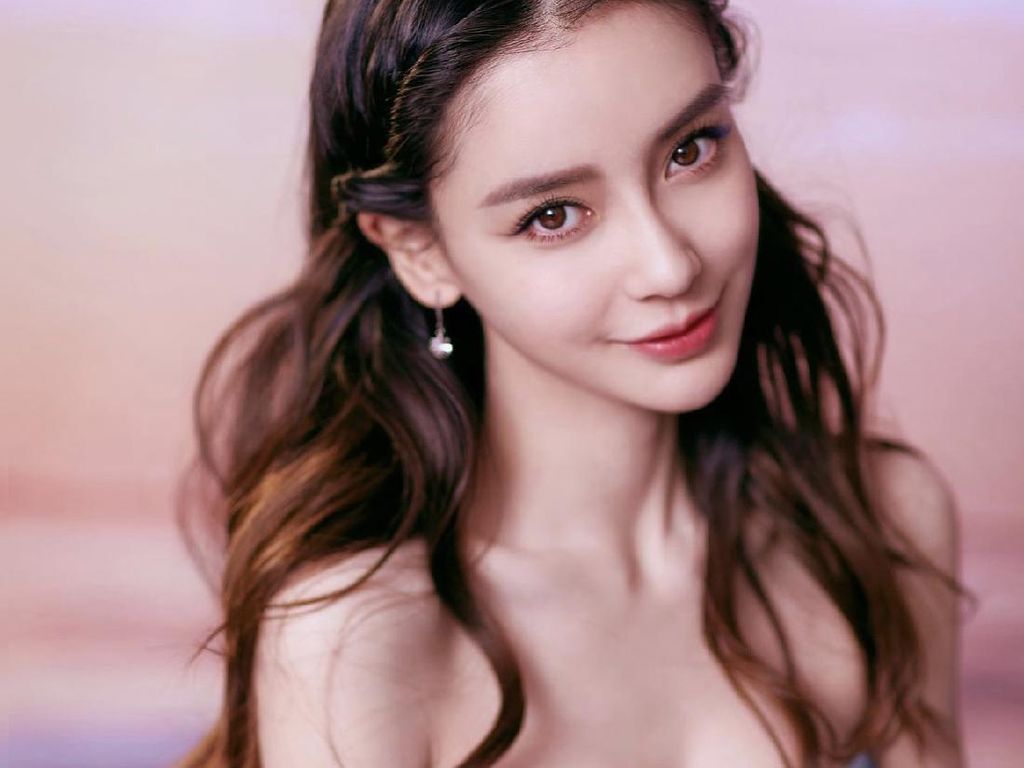 10 Aktris Cantik China Naik Daun di 2020, Cantiknya Bikin Mabuk Kepayang