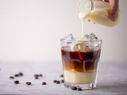 3 Resep Kopi Susu Kekinian Biar Tetap Aktif & Produktif Saat WFH