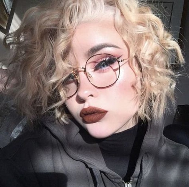 Hindari Menggunakan Bulu Mata Palsu Saat Menggunakan Kacamata/Pinterest/Wattpad Bulu Mata Palsu pada Makeup Kacamata