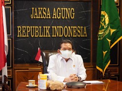 Jaksa Agung: Warga Pelanggar PPKM Bukan Penjahat, Jangan Salah Pilih Sanksi