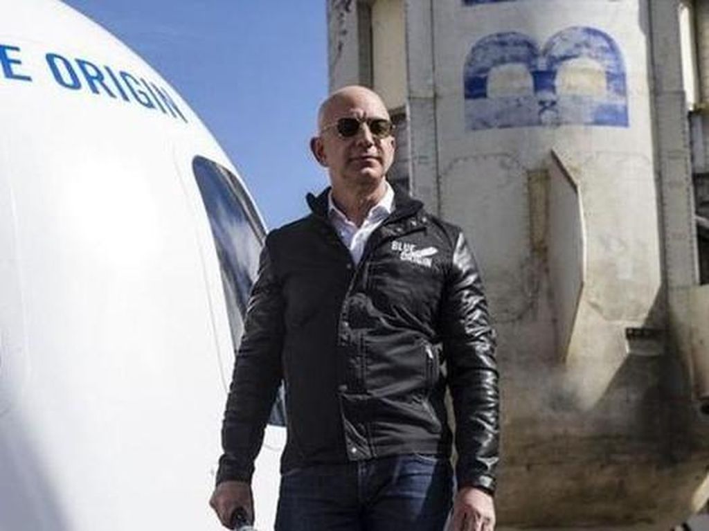 Jeff Bezos: Kami Akan Membangun Jalan ke Luar Angkasa