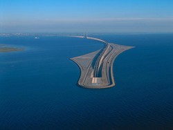 Kisah Jalan Menghilang di Tengah Laut Denmark