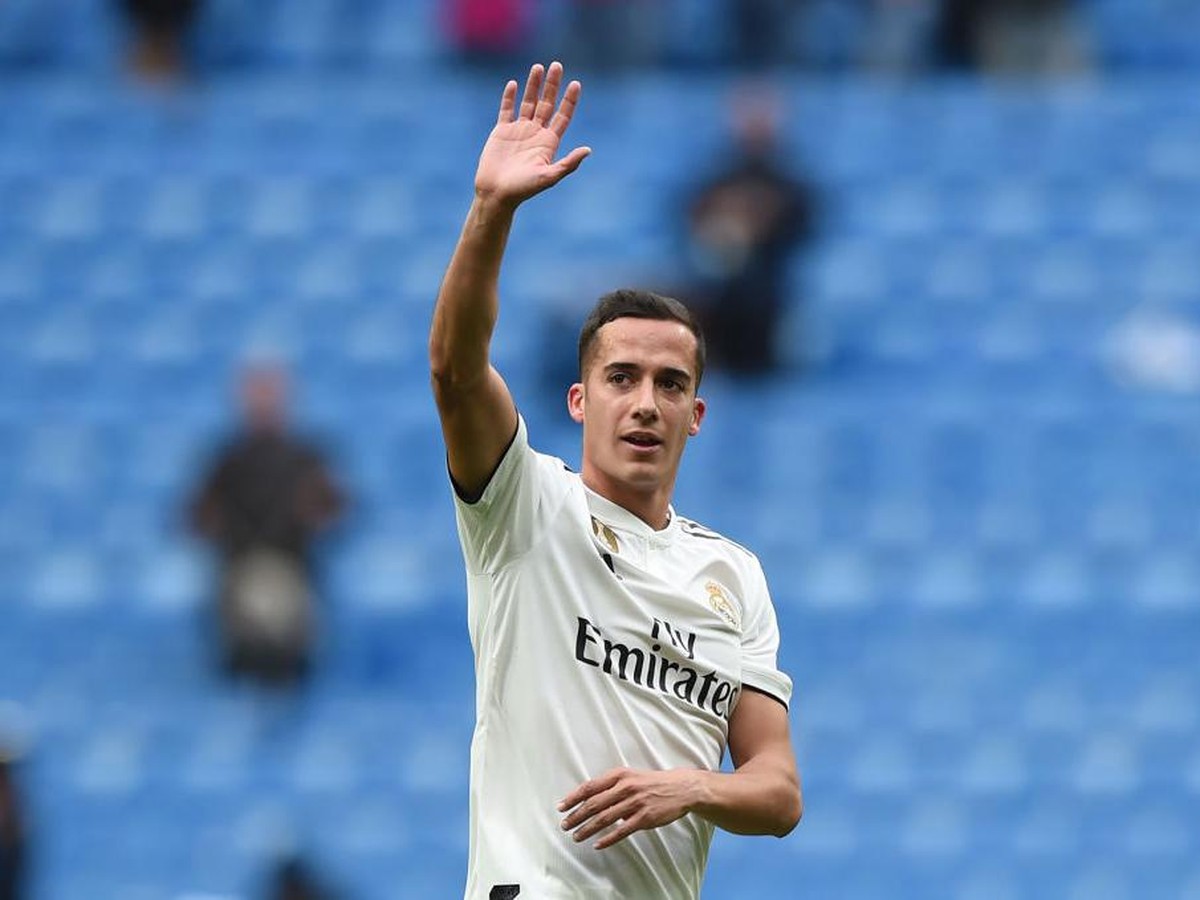 Lucas Vazquez gembira Real Madrid memuncaki klasemen Liga Spanyol saat jeda kompetisi. (Foto: Getty Images/Denis Doyle)