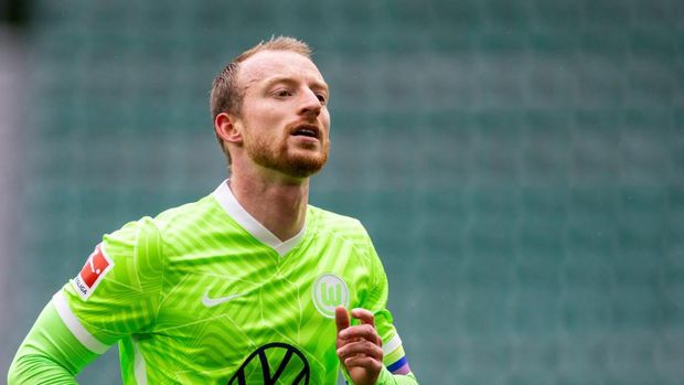 Wolfsburg's German midfielder Maximilian Arnold runs during the German first division Bundesliga football match VfL Wolfsburg v Mainz 05 in Wolfsburg, on May 22, 2021. (Photo by Odd ANDERSEN / AFP) / DFL REGULATIONS PROHIBIT ANY USE OF PHOTOGRAPHS AS IMAGE SEQUENCES AND/OR QUASI-VIDEO