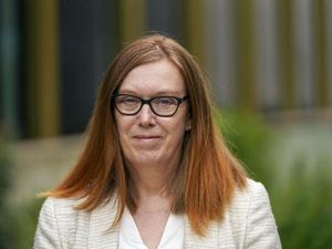 Vaksin dan Kerja Kemanusiaan