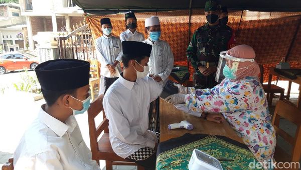 Serbuan Vaksinasi di Boyolali Mulai Sasar Para Santri Ponpes