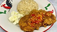 Burger Rendang dan Ayam Geprek di Resto Sehat Ini Rendah Kalori