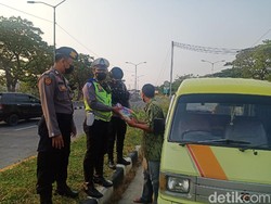 Arus Balik Toron di Suramadu Normal, 110 Kendaraan Mau ke Madura Diputar Balik