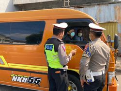 Travel Gelap dari Jateng Tujuan Surabaya Diputar Balik di Ponorogo