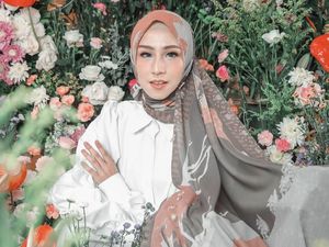 30 Kata-Kata Bijak Islami Tentang Wanita Muslimah Penuh Makna 30 Kata-Kata Bijak Islami Tentang Wanita Muslimah Penuh Makna