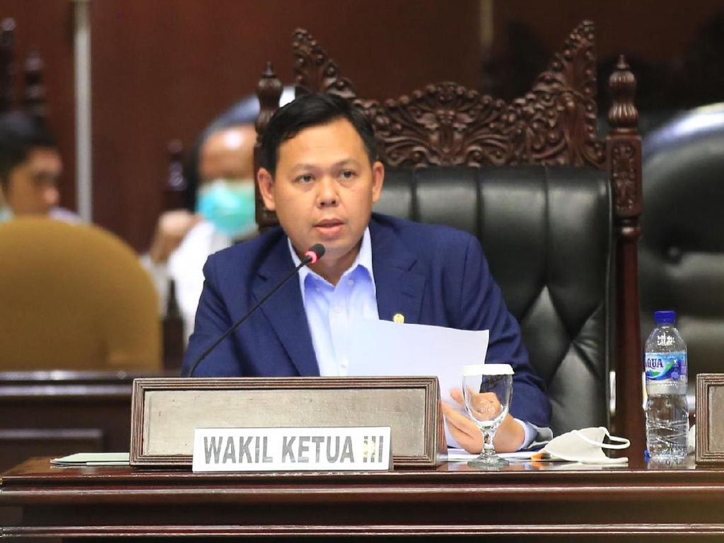 Umat Islam Diminta Tak Persoalkan Libur Maulid Nabi Digeser Besok Umat Islam Diminta Tak Persoalkan Libur Maulid Nabi Digeser Besok