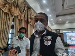 Wali Kota Surabaya Ajak Warga Turunkan Kasus COVID-19 Agar 26 Juli Relaksasi