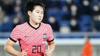 Pemain sepakbola top dari benua Asia juga ikut berlaga di Olimpiade Tokyo 2020. Timnas Korea Selatan memanggil Lee Kang-In yang merupakan pemain paling muda di skuad Olimpiade Korea Selatan, yakni di usia 20 tahun. Koji Watanabe/Getty Images.  