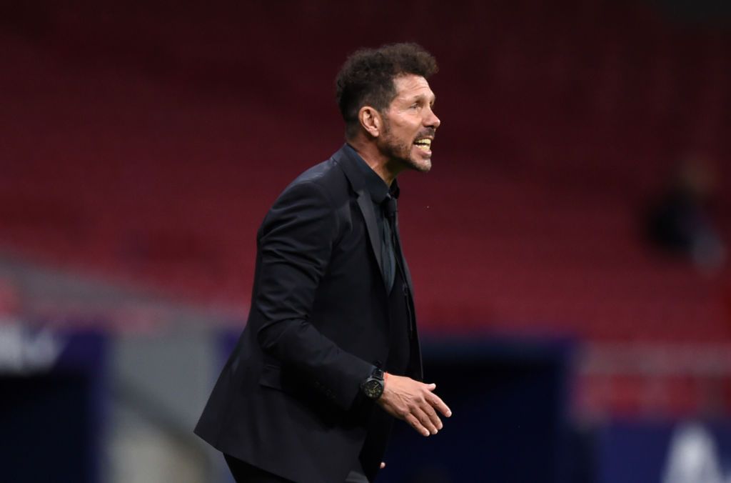 MADRID, SPAIN - JANUARY 16: Diego Simeone, Manager of Club Atletico de Madrid looks dejected during the Copa del Rey Round of 16 match between Atletico Madrid and Girona at Wanda Metropolitano on January 16, 2019 in Madrid, Spain. (Photo by Denis Doyle/Getty Images)