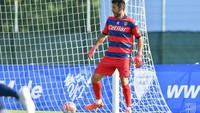 Buffon ditarik di babak kedua. Ia digantikan kiper Filippo Rinaldi. (Foto: Twitter @1913parmacalcio)