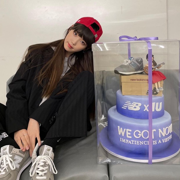 IU Ditunjuk Sebagai Global Brand Ambassador New Balance Terbaru