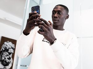 Fakta TikToker Khaby Lame: Penghapal Al-Quran dan Rajin Salat