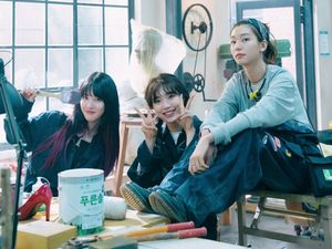 8 Pemain Nevertheless Selain Song Kang dan Han So Hee yang Mencuri Atensi 8 Pemain Nevertheless Selain Song Kang dan Han So Hee yang Mencuri Atensi