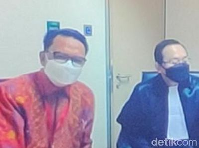 Momen Bongkar Paksa Kamar VVIP di Rujab Gubernur Sulsel