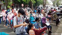 Antusias Pedagang Pasar di Boyolali Ikut Vaksinasi COVID-19