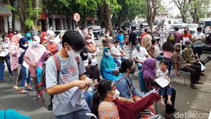 Antusias Pedagang Pasar di Boyolali Ikut Vaksinasi COVID-19