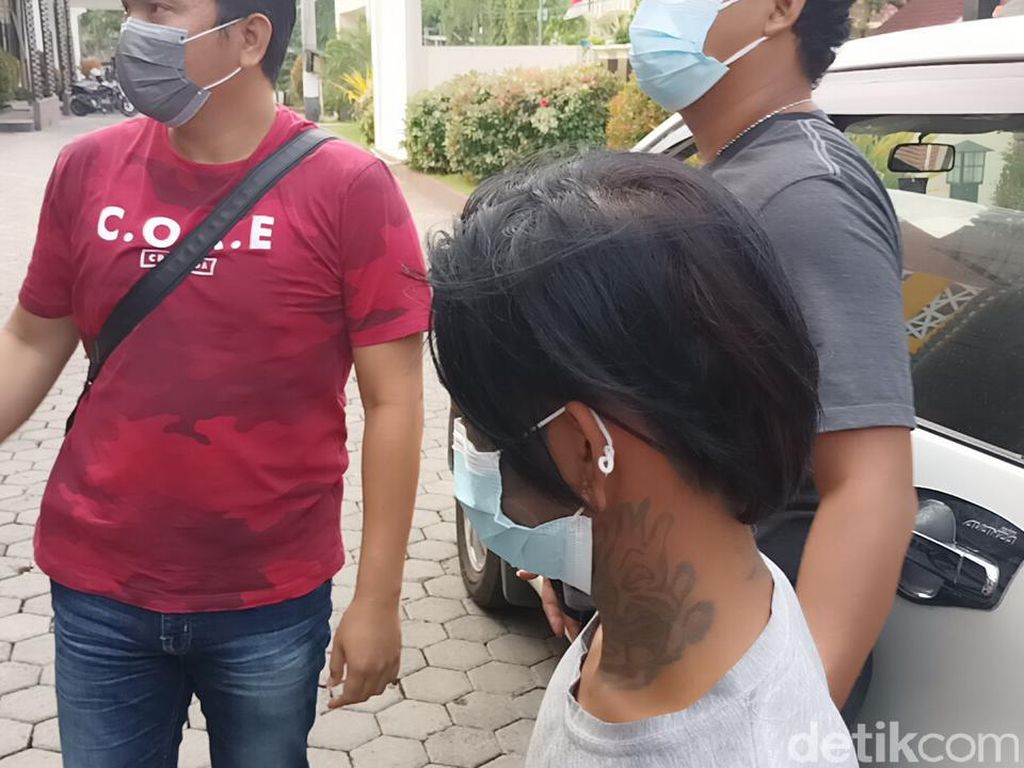 Preman yang Tusuk Pria di Kota Probolinggo hingga Tewas Tertangkap Preman yang Tusuk Pria di Kota Probolinggo hingga Tewas Tertangkap
