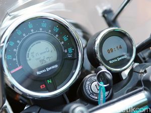 Uji Royal Enfield Meteor 350: Gaya Klasik, Mesin, dan Fiturnya Asyik!