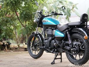Uji Fitur Royal Enfield Meteor 350: Tampil Klasikan, Fitur Kekinian Uji Fitur Royal Enfield Meteor 350: Tampil Klasikan, Fitur Kekinian