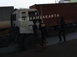 Usai Pungli Diberantas, Kini Muncul Lagi Pemalakan Sopir Truk di Jakut Usai Pungli Diberantas, Kini Muncul Lagi Pemalakan Sopir Truk di Jakut