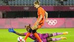 Melihat Aksi Vivianne Miedema Bobol Gawang Zambia