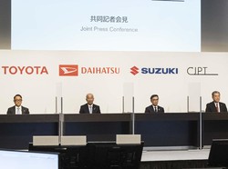Toyota, Daihatsu, Suzuki Akur Bikin Mobil Listrik