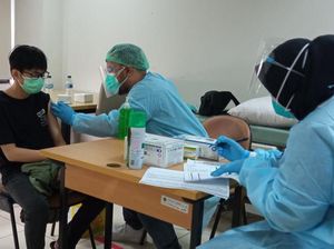 Yuk Ikut Vaksinasi dengan Keluarga Ikaluin di UIN Jakarta