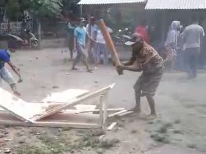 Saat Isu Jenazah Tak Dimandikan Bikin Warga Kalap Hancurkan Peti Mati COVID-19 Saat Isu Jenazah Tak Dimandikan Bikin Warga Kalap Hancurkan Peti Mati COVID-19