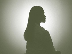 Yura Yunita Digandeng Dewa 19 Nyanyikan Ulang Kangen dan Risalah Hati